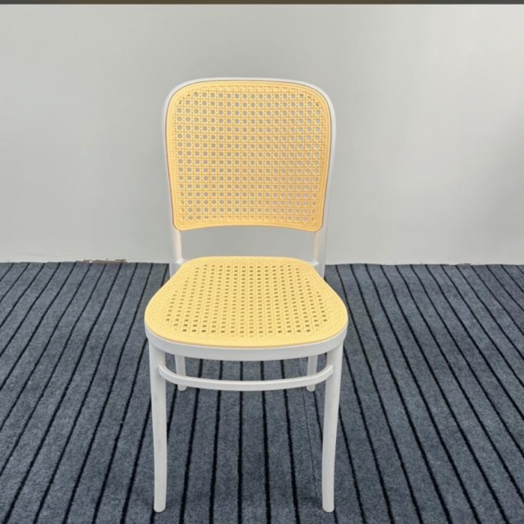 Diva chair with stylish traditional craftsmanship and premium finish for indoor seating